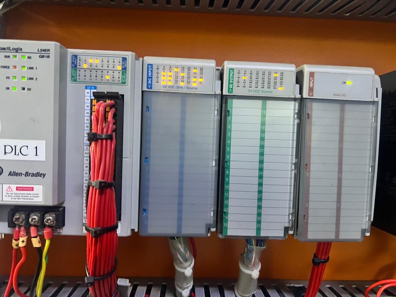 Montagem de painéis elétricos